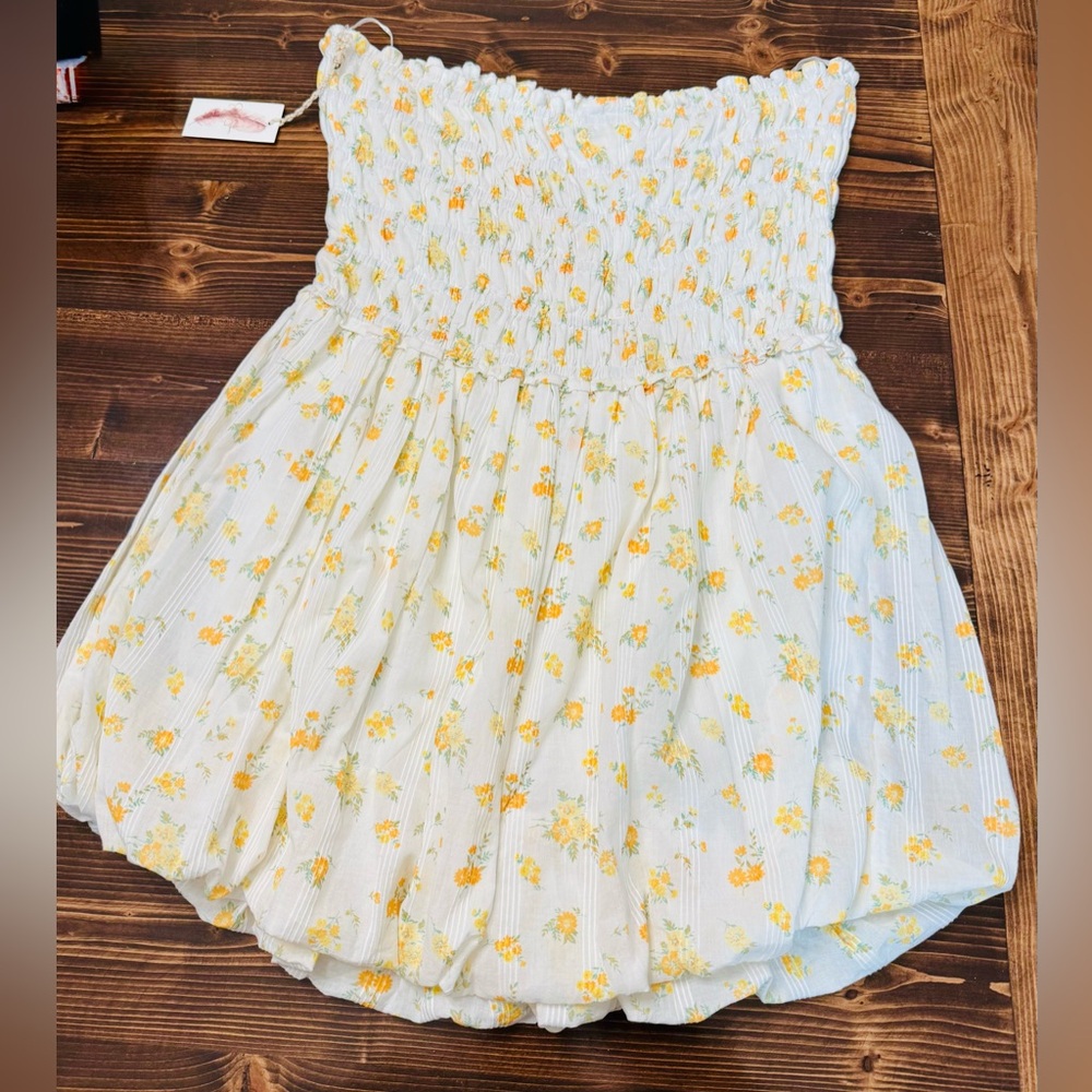 NEW Jessica Simpson White & Yellow Floral Smocked Strapless Bubble Dress XL - Picture 2 of 7